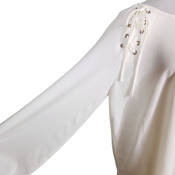 NWT Vince Camuto Ivory Blouse with Lace-Up Details, Sz XL - Picture 4 of 11